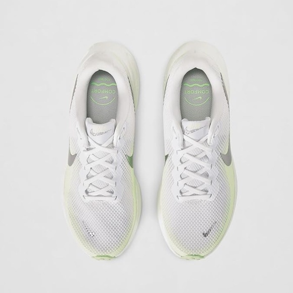 Nike Women's  Running Shoes - Picture 2 of 6